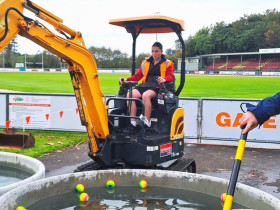 Women in trades digger HERO
